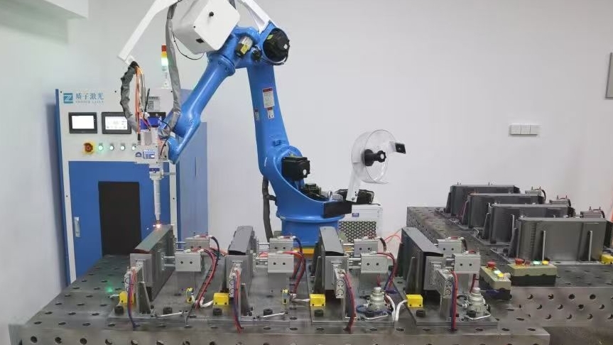 激光焊接機械手